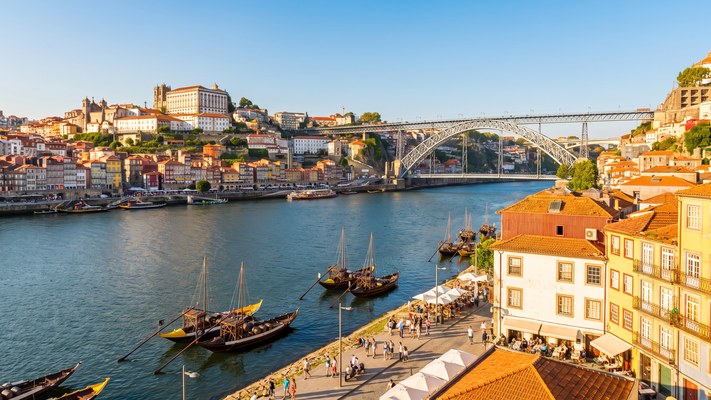 Ribeira district of Porto along the Douro river